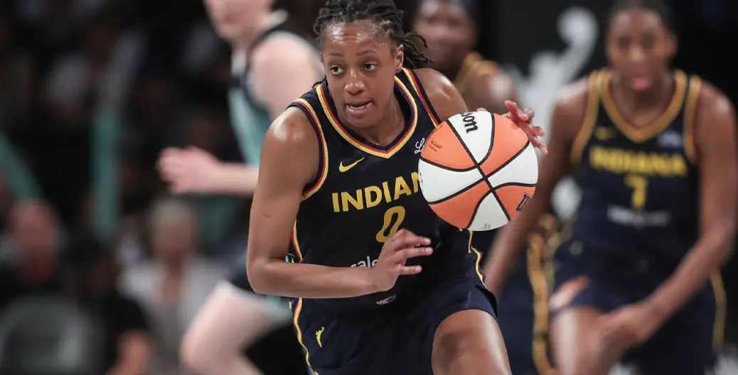 Indiana-Fever-vs-Chicago-Sky_