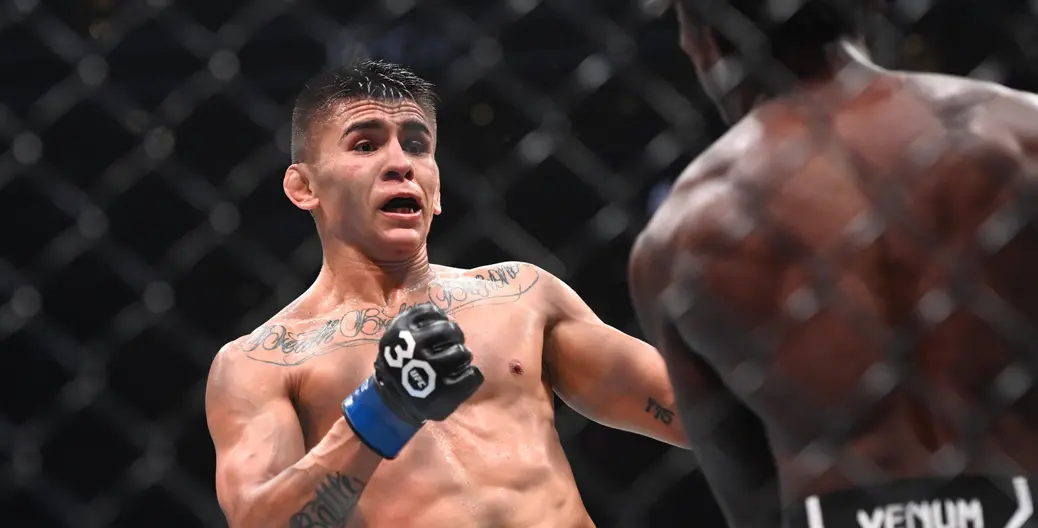 Bautista-vs-Oliveira_